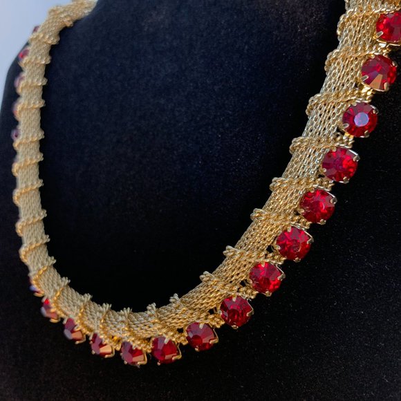 Park Lane Magic Kingdom Necklace and Earrings | Collar y Aretes - Picture 2 of 3